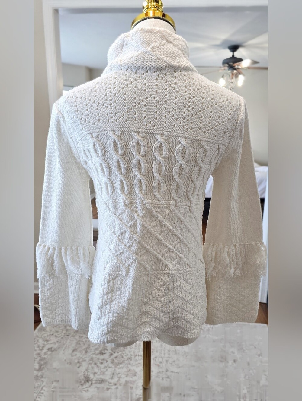 White House Black Market Women's Turtle Neck Boho White Blouse Size S - Picture 4 of 7